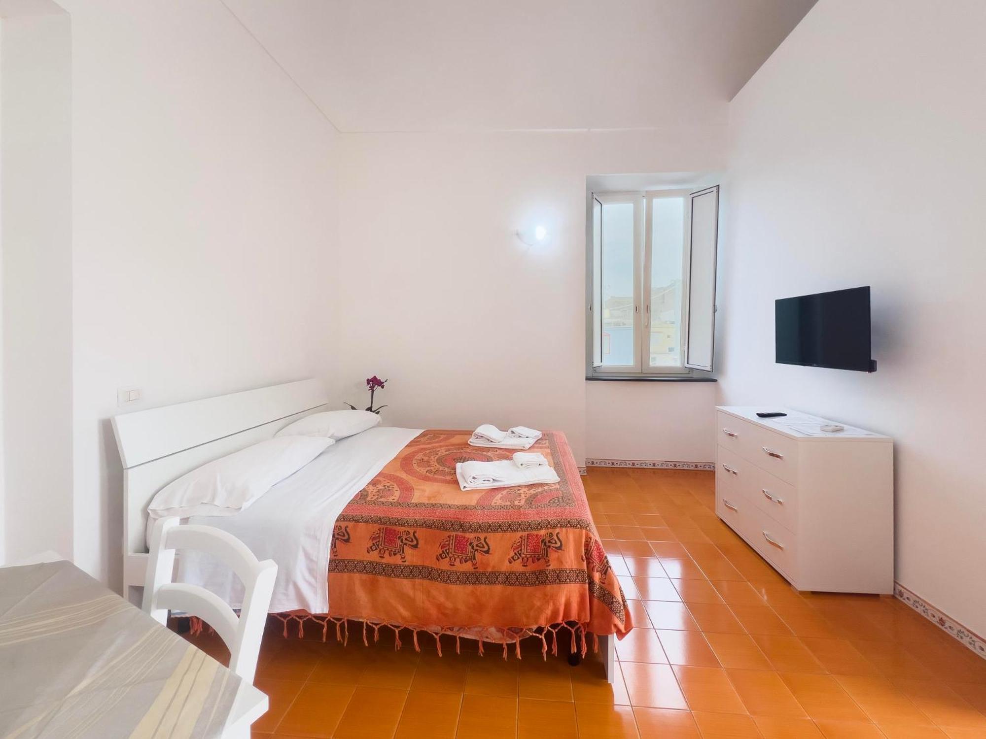 La Terrazza Sul Giardino Apartment Прочида Екстериор снимка